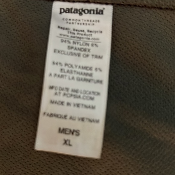 Mens Patagonia windstopper jacket with attached hood - Picture 5 of 7